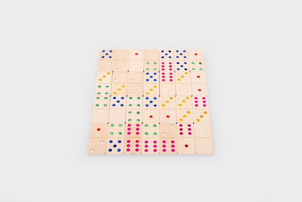 Domino cu Cristale Colorate